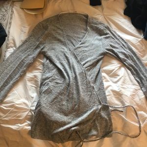 Wilfred free Arizona grey tie shirt